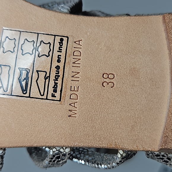 Free People Silver Metallic Strappy Zipper Laceup Gladiator Sandals Size 38 - Picture 11 of 11